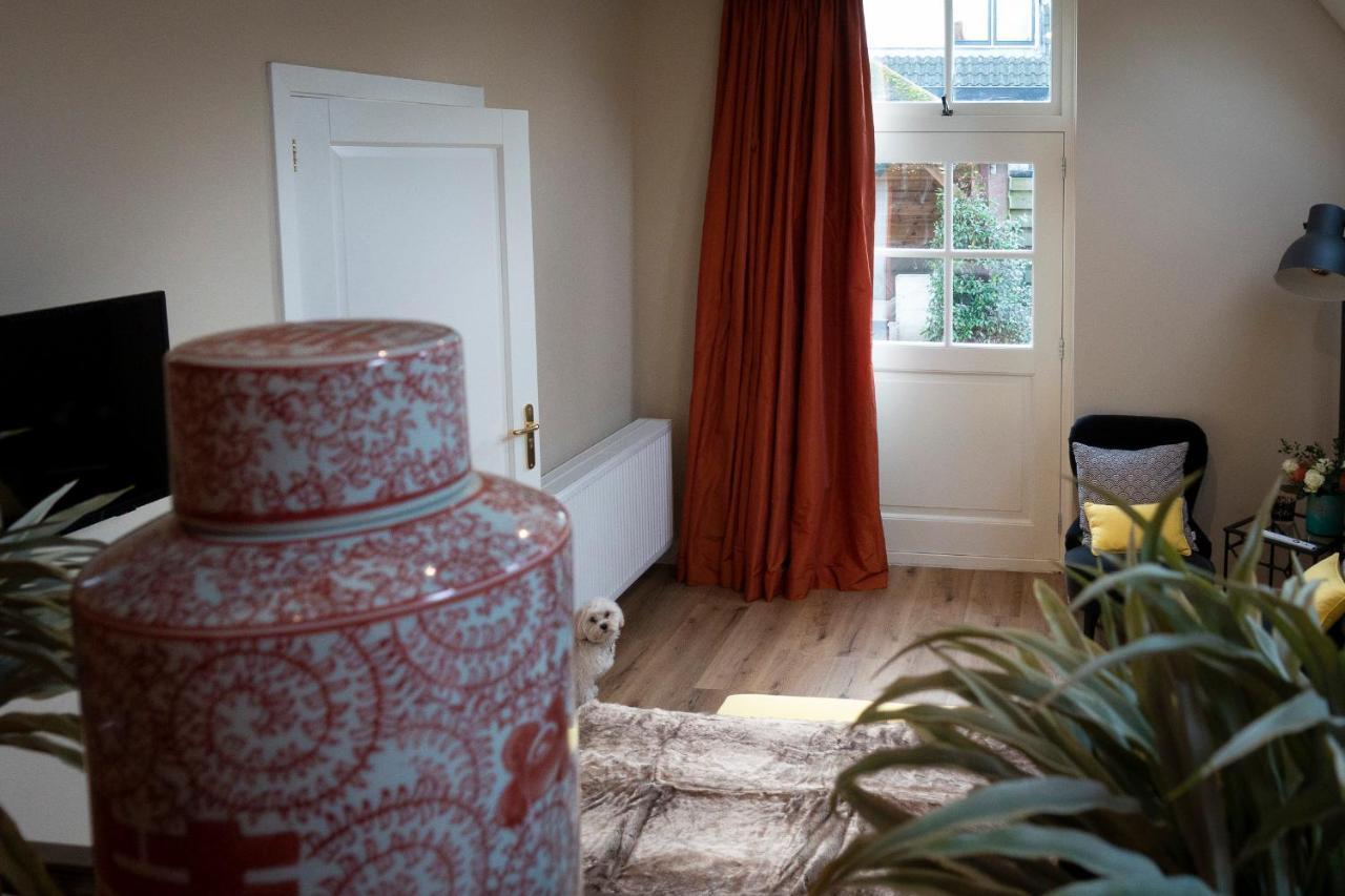 라런 Maison De Sas B&B 외부 사진