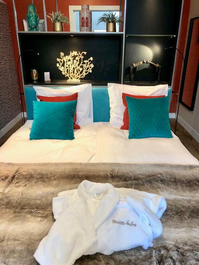 라런 Maison De Sas B&B 외부 사진